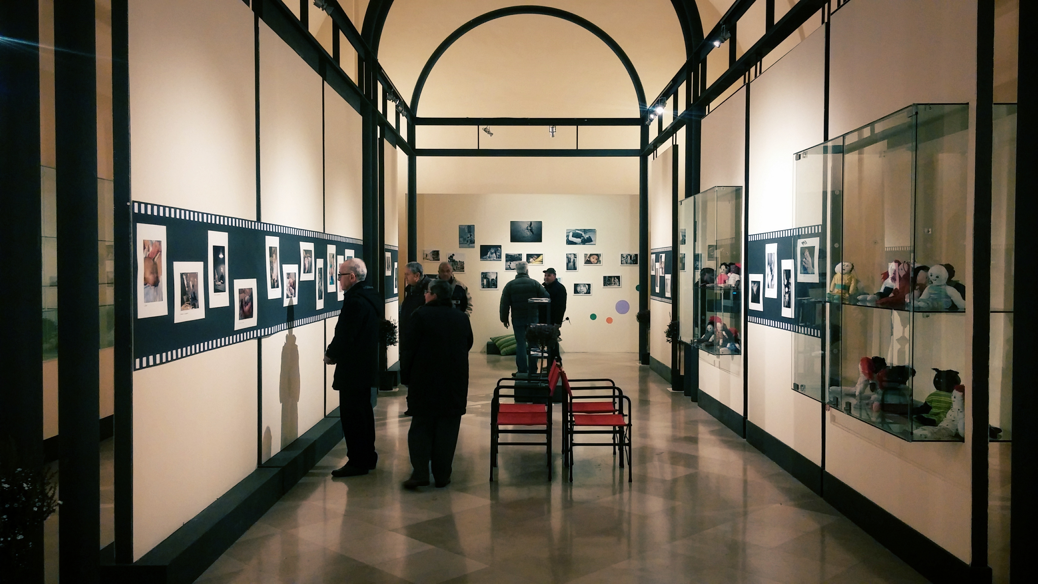 Mostra Fotografica “Prendersi cura – Momenti di vita nella relazione genitore-figlio”