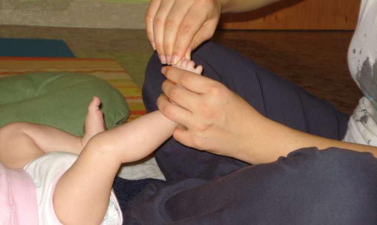 Massaggio infantile